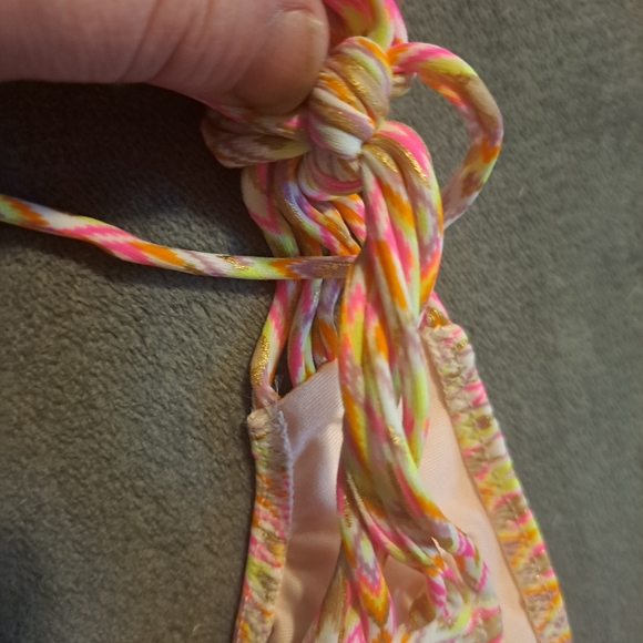 Shade & Shore Sun Coast Cheeky Tassel Bikini-Pink Chrevron Small & 34C NWOT - Picture 5 of 9